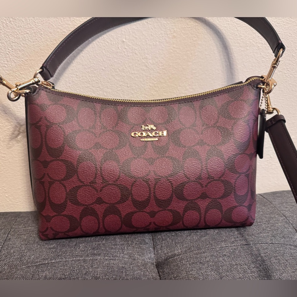 NWT Coach Clara Oxblood Signature shoulder bag